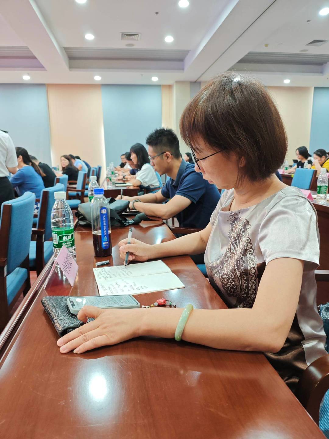 新奥王中王开奖跟管家婆期期免费精准资料_是否值得您的兴趣;重要发现的验证、精彩作答落实解释